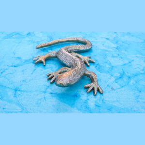 Handcrafted Brass Lizard Figurine – Decorative Showpiece