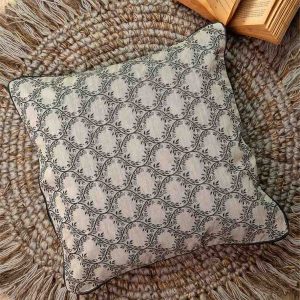 Eternal Lattice – Black & Beige Cushion
