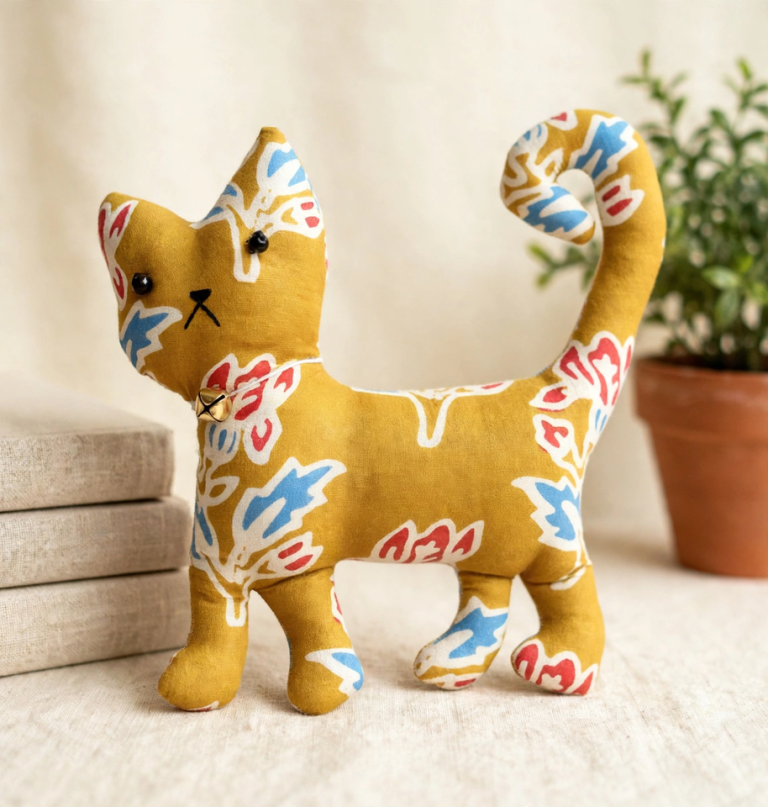 cat3_mustard_left_914x960